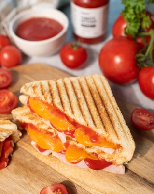 Vilgain Ketchup ze stewią naturalnie słodzony niskokaloryczny ze świeżych pomidorów 300 g